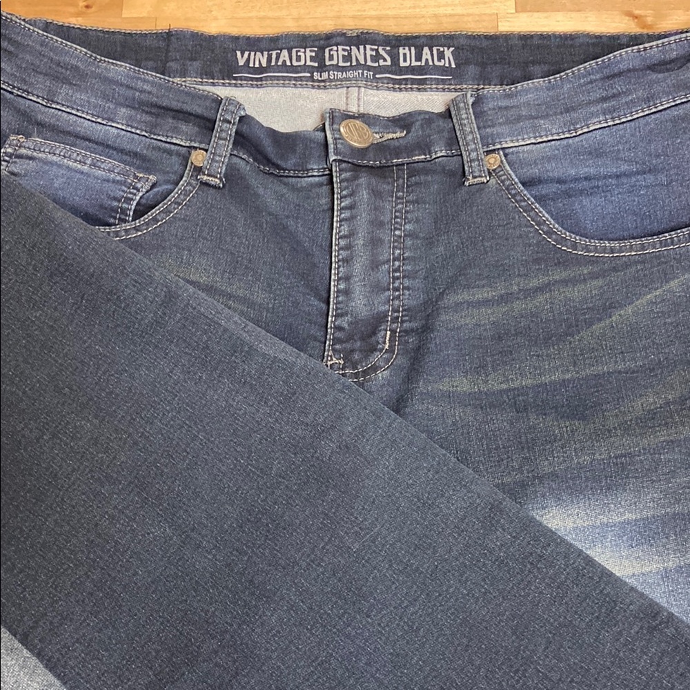 Men’s Vintage Jeans Black slim straight leg.